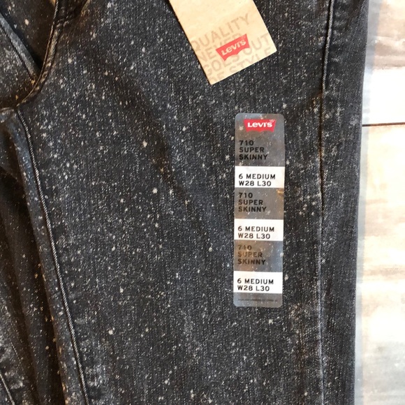 Levi’s 710 sculpt black outer limits 6 - Picture 3 of 7